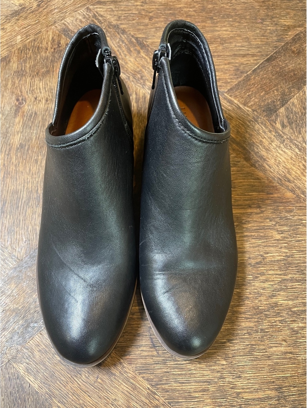 Lucky Brand soft black leather ankle Chelsea boot size 6 - Picture 3 of 8